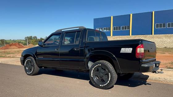 CHEVROLET S10 2.4 ADVANTAGE 4X2 CD 8V FLEX 4P MANUAL